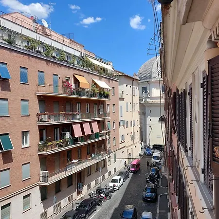 Classic Next To Popolo Square Apartamento *